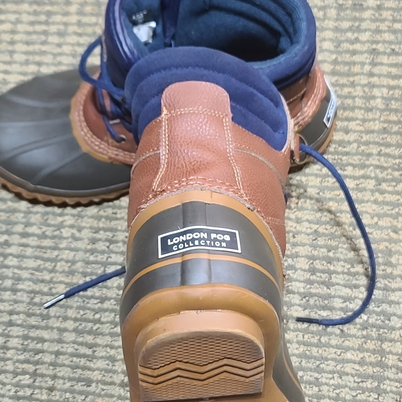 London Fog 10M Boots - Picture 6 of 9